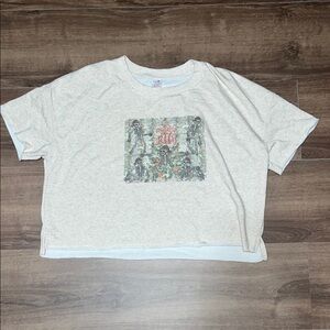 Secret Treasures Cream Graphic Crop Top